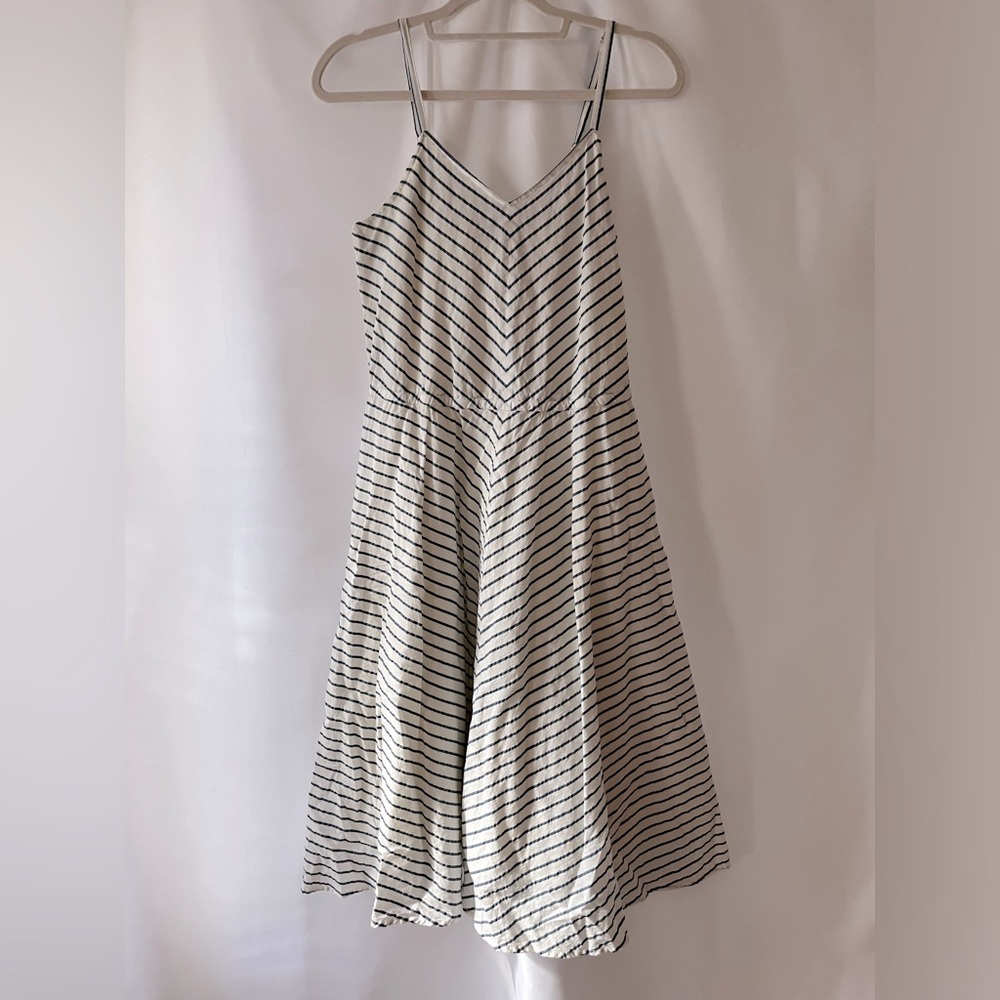 L L Bean Signature - cotton/linen striped dress - size 6 - Picture 6 of 8